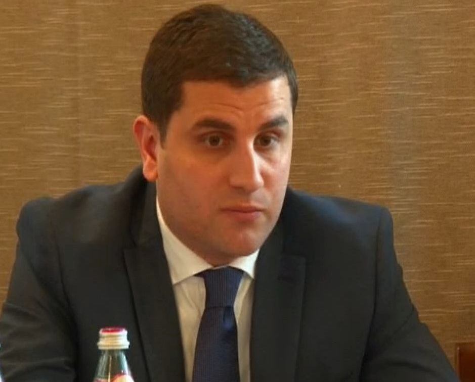 ბესიკ ამირანაშვილი 