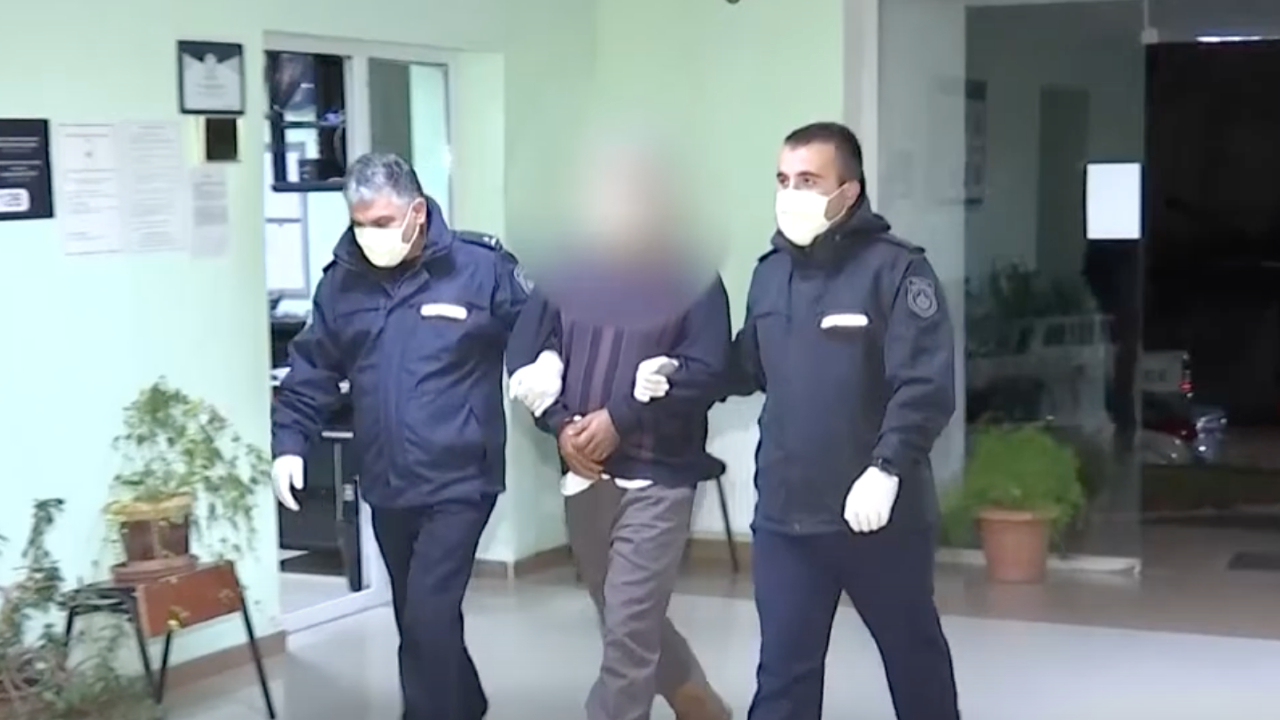 МВД задержало мужчину. Днем ранее он был осужден за развратные действия по отношению к ребенку