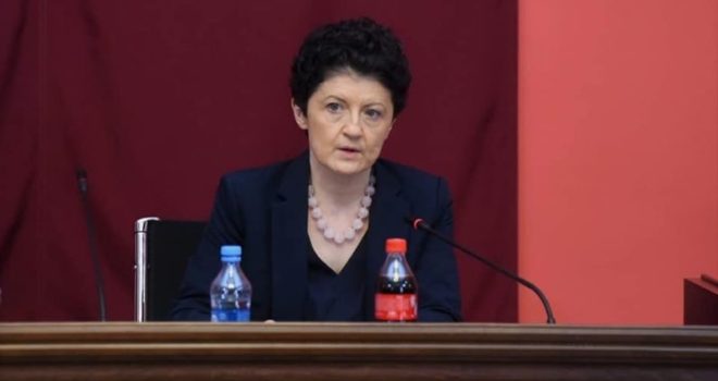 თეა წულუკიანი