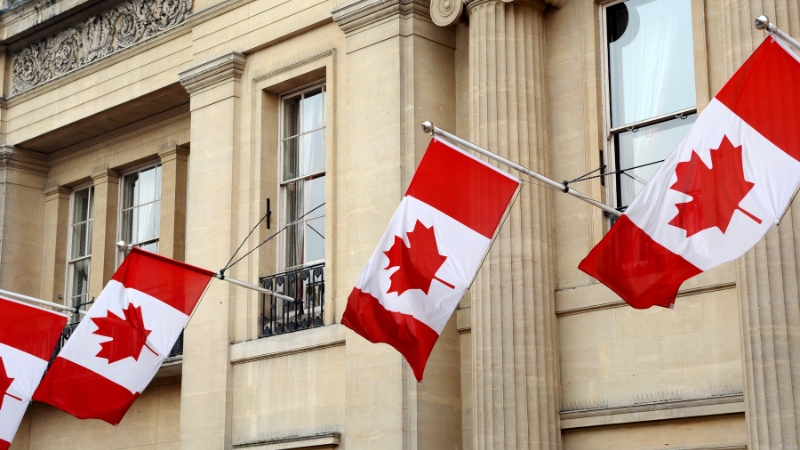 კანადა უცხოელებისთვის სახლის მიყიდვის აკრძალვას 2 წლით გეგმავს – Bloomberg