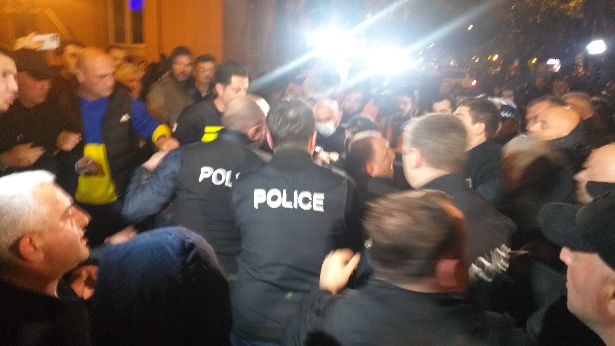 В Батуми задержали участников акции в поддержку Саакашвили