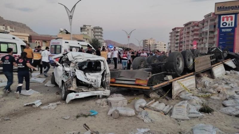 თურქეთში კიდევ ერთ ავარიას 19 ადამიანი ემსხვერპლა, დაშავდა 26