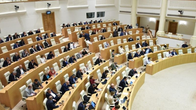 За кандидатов в члены Высшего совета юстиции проголосовали и депутаты от парламентской оппозиции