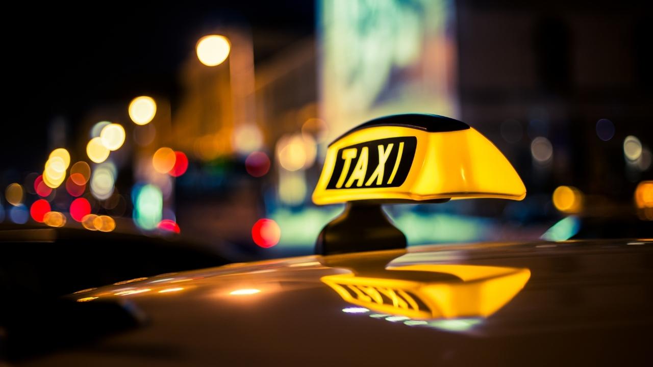 В Грузии русскоязычные туристы подали в суд на таксиста, но присяжные его оправдали