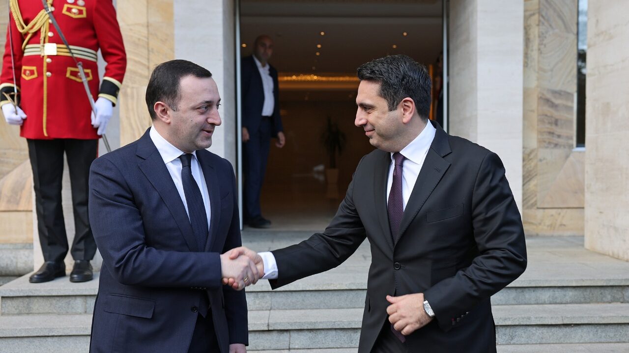 Премьер-министр Грузии встретился со спикером Национального собрания Армении