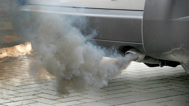 В Грузии хотят ужесточить штраф за нарушение норм содержания вредных веществ в выхлопных газах автомобиля
