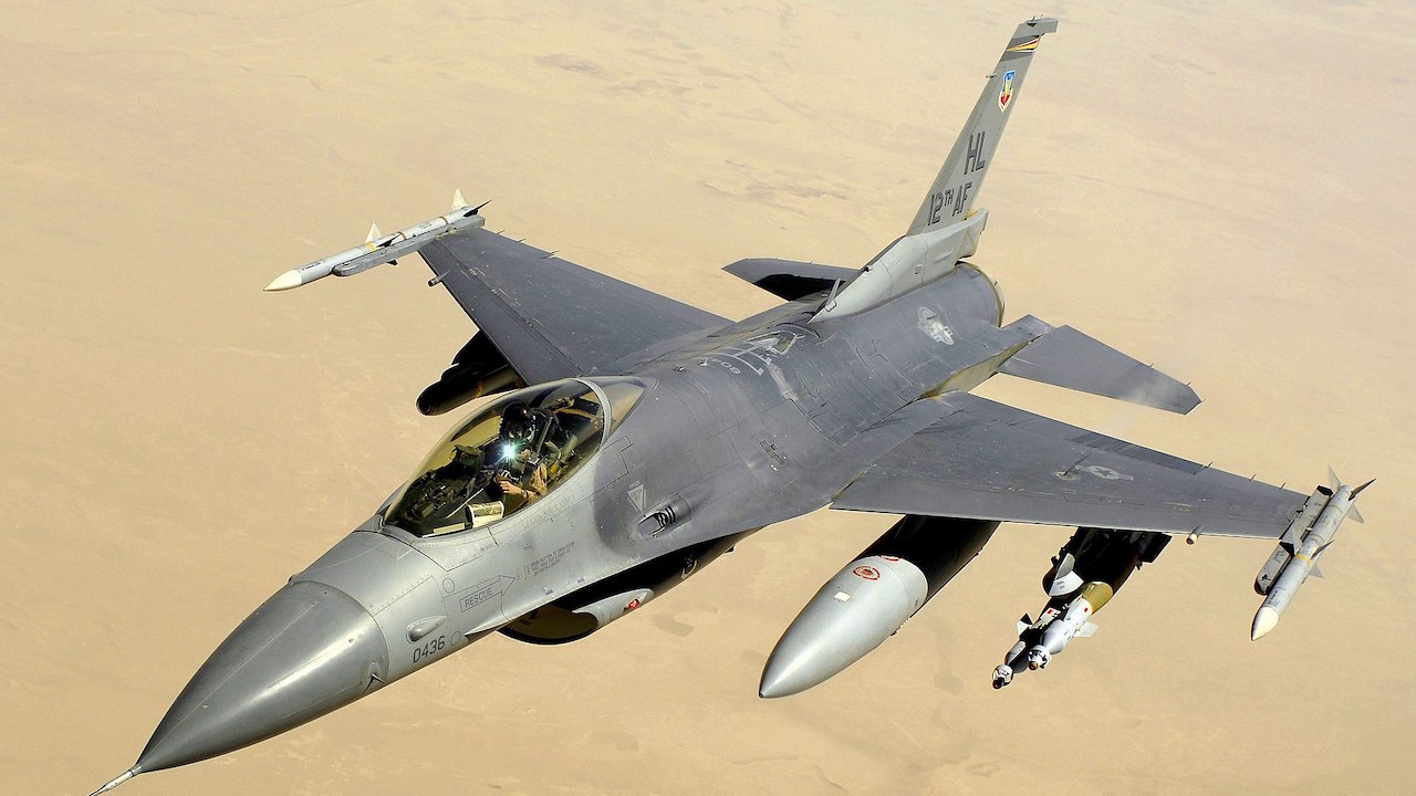 США добрили отправку истребителей F-16 в Украину из Дании и Нидерландов