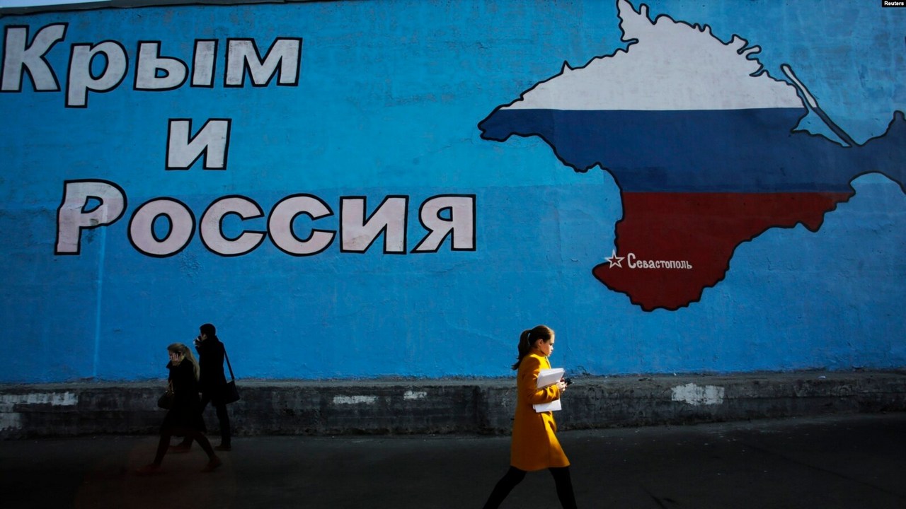«Как Россия все время пыталась забрать Крым» — история претензий России задолго до Евромайдана в 2013-2014 году