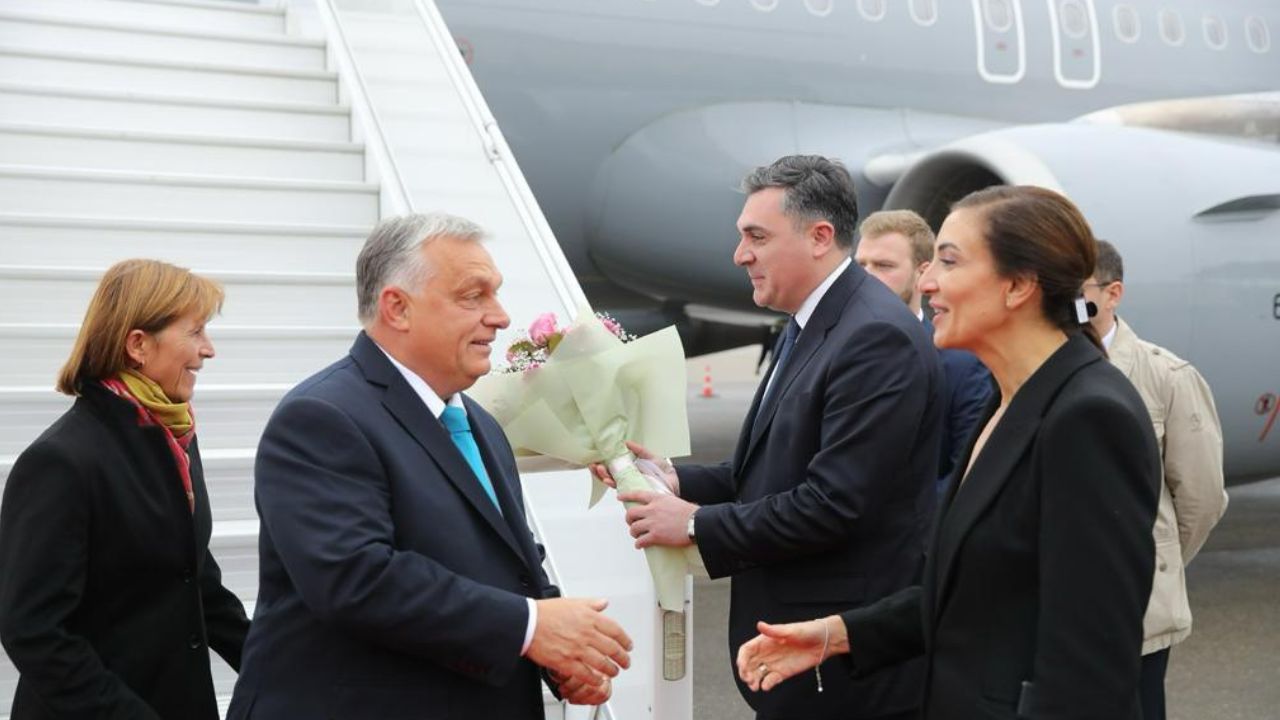 Виктор Орбан прибыл в Грузию