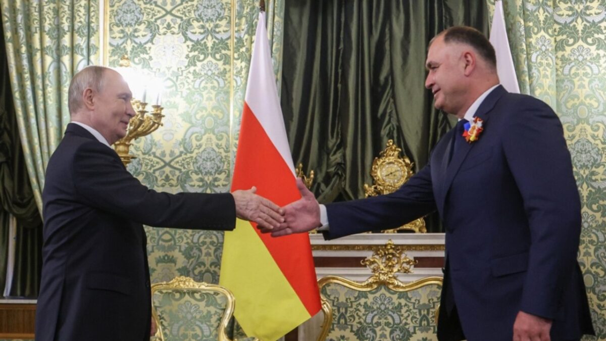 ოპოზიციური პარტიები ეხმაურებიან მოსკოვსა და ცხინვალს შორის “ინტეგრაციის შეთანხმებას”  