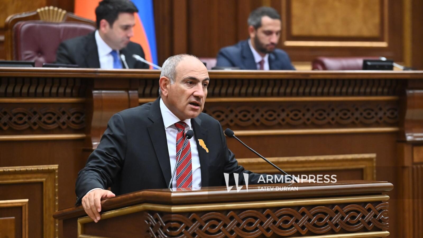 თუ ვინმე არ ეთანხმება ჩვენს კურსს, გამოვიდნენ და მოაწყონ რევოლუცია – ფაშინიანი