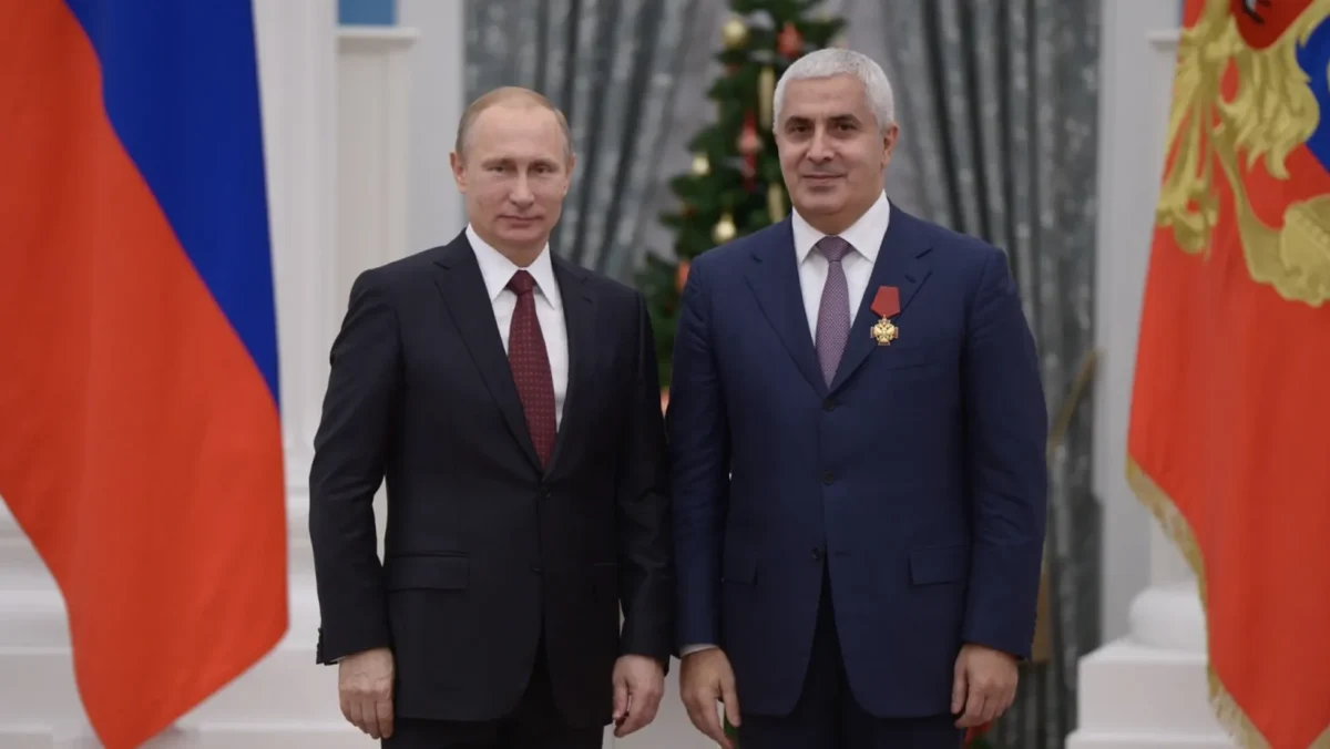 ოკუპირებული სამხრეთ ოსეთის პრეზიდენტობისთვის სიმბოლურად 4 კანდიდატი იბრძოლებს
