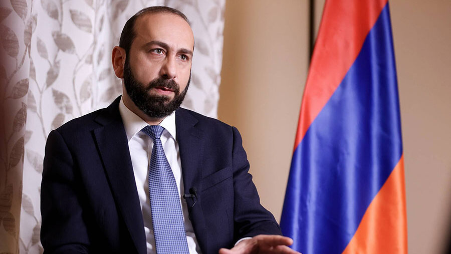 სომხეთის საგარეო საქმეთა მინისტრი: ზახაროვას განცხადებებს აღარ ვეცნობი