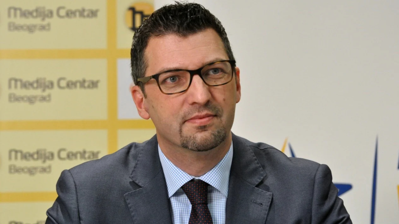როგორ დაამარცხეს სტუდენტებმა ვუჩიჩი – ინტერვიუ სერბ ანალიტიკოსთან